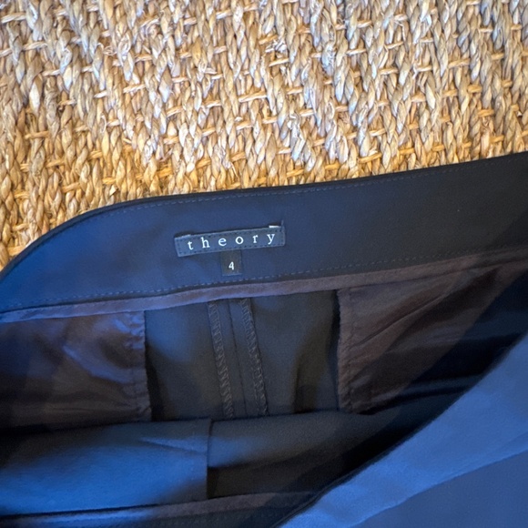 Theory black suit skirt - Picture 2 of 3